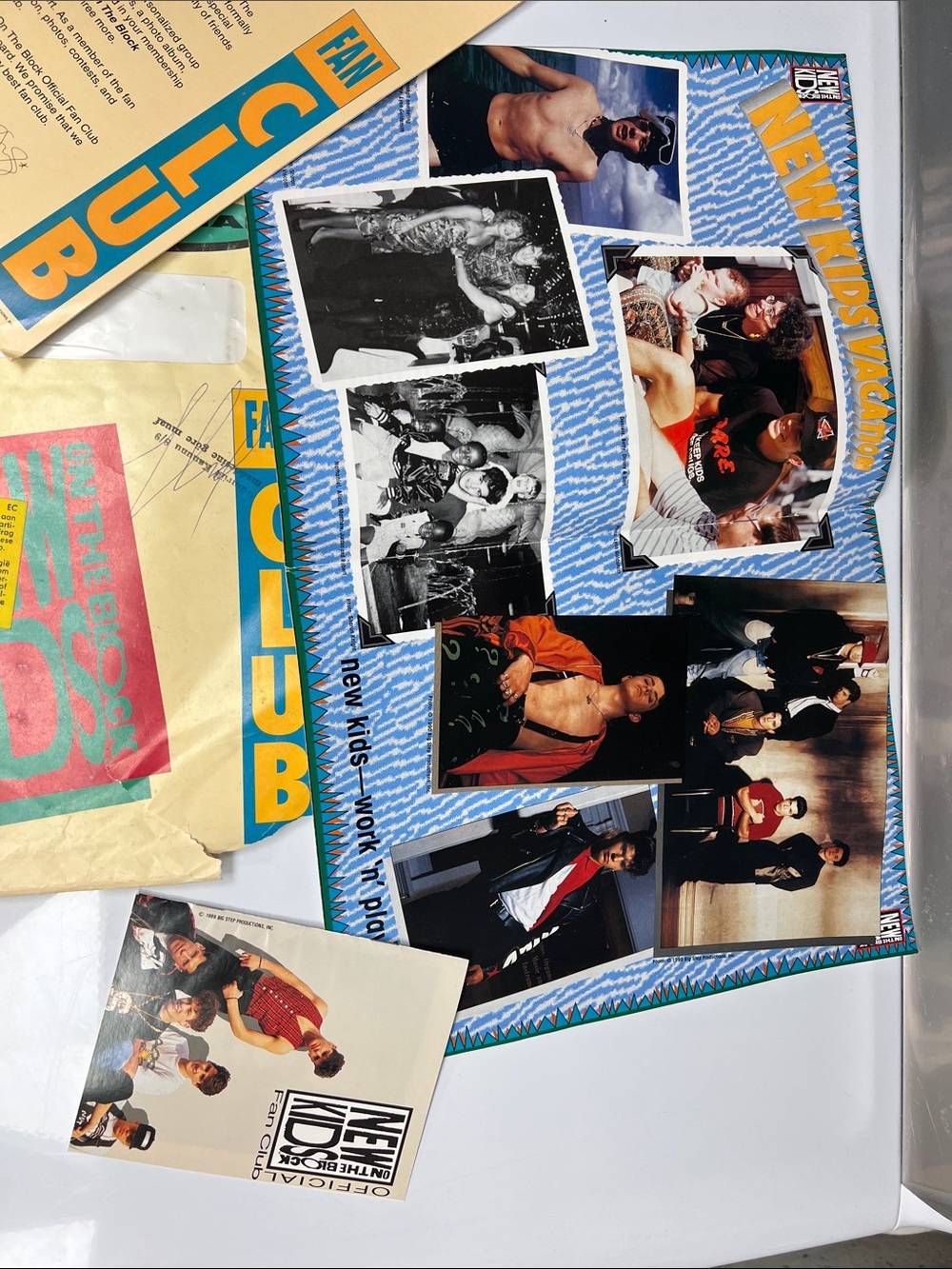 New Kids Fan Club Vintage Fan Club Letter - Yellow/Teal - Picture 2 of 3